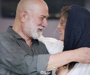 "ستاره پسیانی" در روز تولدش سیگاری شد؛ عکسی که زود پاک شد!