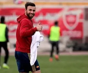 (عکس) آقای گل سابق لیگ برتر در مسابقات فیتنس!