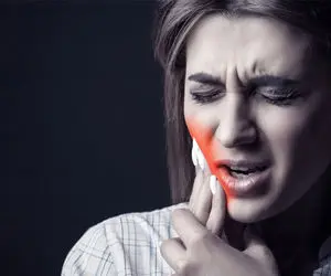 ۱۰ درمان خانگی معجزه آسا برای دندان درد