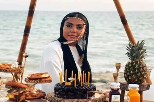 جشن تولد آزاده زارعی کیش