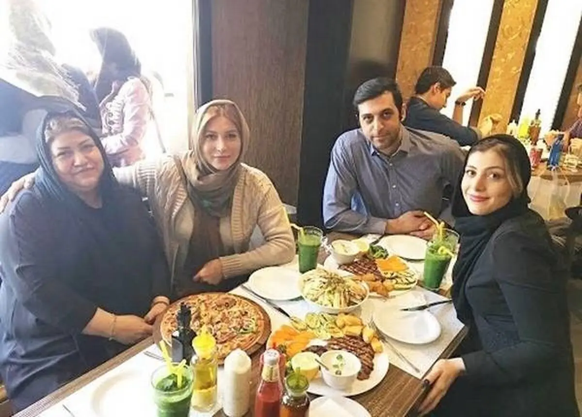 فریبا نادری