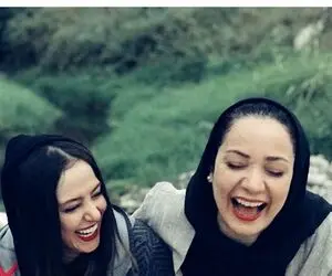 سکانس خندان/فهیمه میگه بزار دخترت بوزینه بشه بهت میگم/همه مردن از دستش