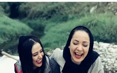 سکانس خندان/فهیمه میگه بزار دخترت بوزینه بشه بهت میگم/همه مردن از دستش