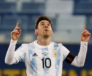 مسی هم برای رکورد علی دایی خیز برداشت