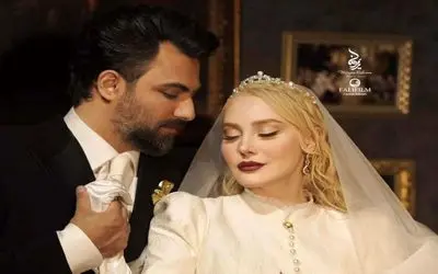 معماری خلاقانه؛ آرام جعفری چه فرش رنگ و لعاب داری برا جهیزیه اش خرید ست با دکور خونش