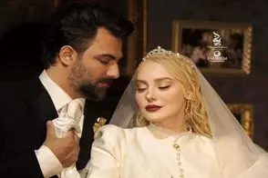 معماری خلاقانه؛ آرام جعفری چه فرش رنگ و لعاب داری برا جهیزیه اش خرید ست با دکور خونش