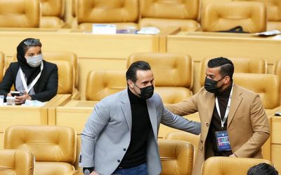 (عکسی) حاج صفی کاپیتان تیم ملی هم به علی کریمی رای نداد!