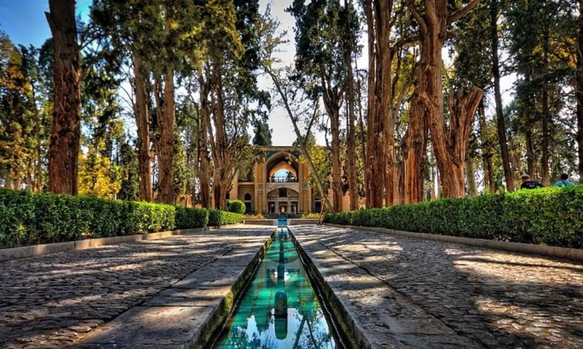 باغ فین از بهترین جاهای دیدنی کاشان در بهار - تصویر 3