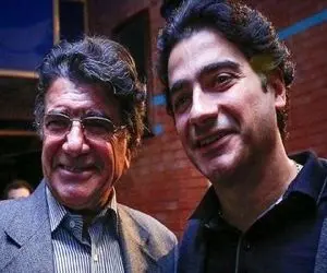 آواز نوستالژی؛ شجریان و روحانی چه جیگرسوز آهنگ به تیرمژگان میزنی رو خوندن