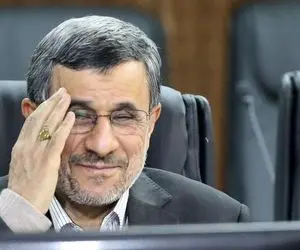 محمود احمدی نژاد در فرودگاه مکزیکوسیتی؛ عکس یادگاری با این زنان حاشیه ساز می شود؟