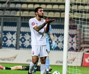 دو بازیکن استقلالی تمام بدهی‌های باشگاه را پرداخت می‌کنند!