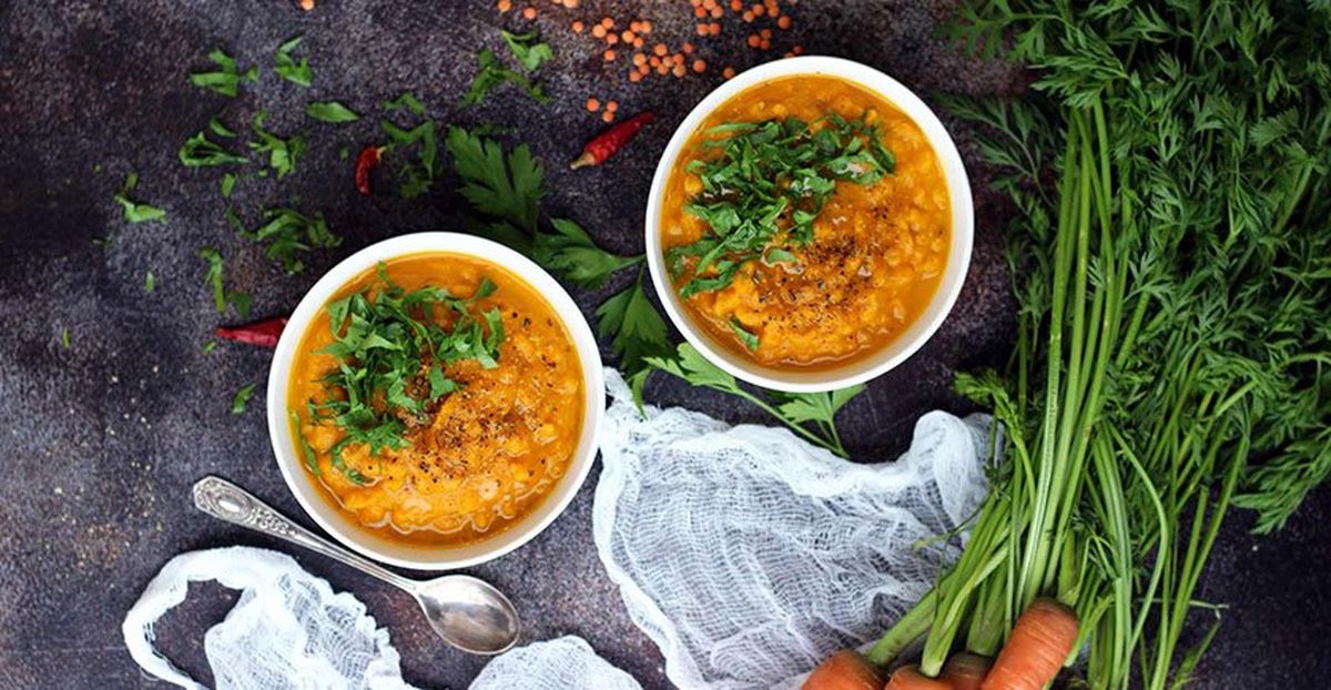 Vegan-Roasted-Carrot-Soup-with-Lentils-in-Bowls-Garnished-with-Parsley