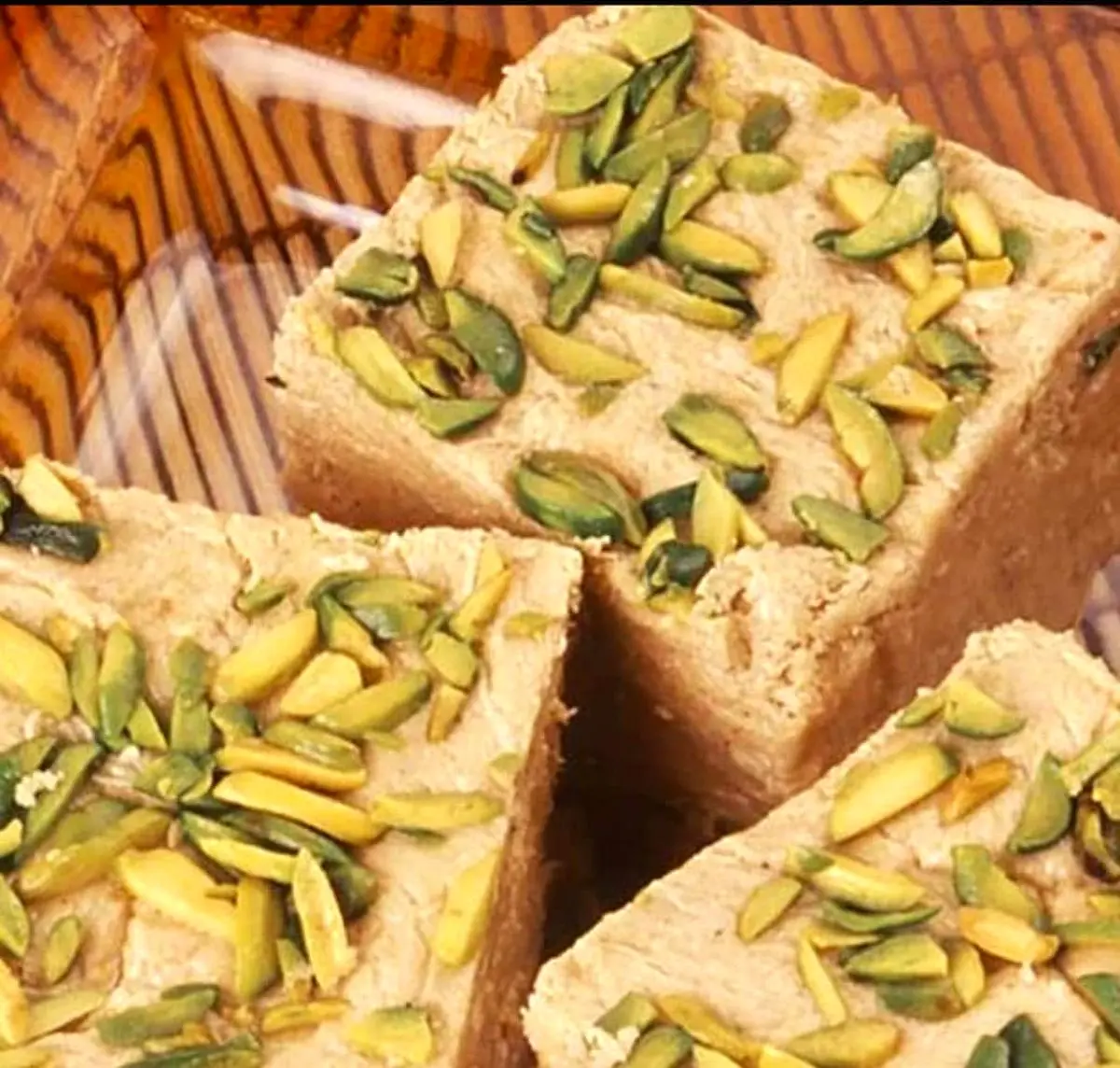 طرز تهیه حلوا ارده خانگی با یه دستور راحت / سه سوته یه صبحانه مقوی و خوشمزه درست کنید طرز تهیه حلوا ارده خانگی با یه دستور راحت / سه سوته یه صبحانه مقوی و خوشمزه درست کنید