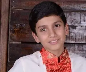 آواز اصیل؛ نوه استاد شجریان همه رو محو تماشای خودش کرد سرشار از حس و استعداد