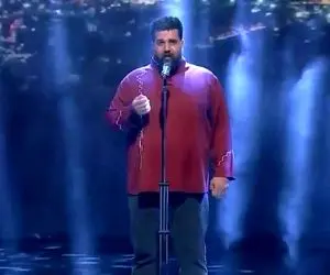 آواز بهشتی؛ سید وحید موسوی انقدر با احساس این آهنگ لری رو خوند که همه میخکوب صحنه شدن