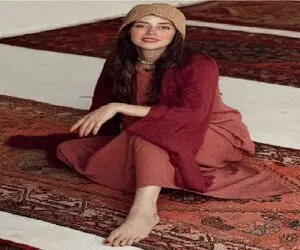 تلاش های نیلوفر رجایی‌فر برای شیک دیده شدن در کلینیک رویا با موفقیت مواجه شد