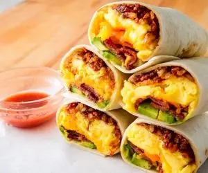 طرز تهیه بوریتوی صبحانه‌ای به سبک گوردون رمزی