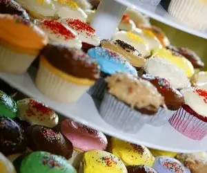 زن مصری به خاطر تزئین مبتذل کیک زندانی شد