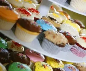 زن مصری به خاطر تزئین کیک زندانی شد