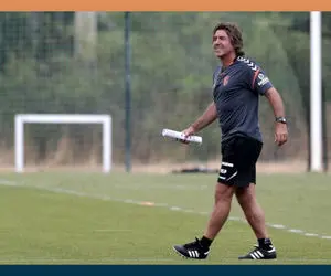 رونمایی ساپینتو از خط حمله استقلال در اردوی تدارکاتی