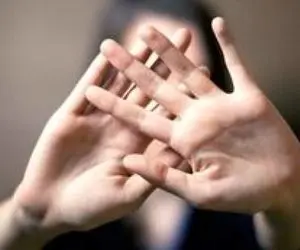 آزار وحشتناک ۲ پسر جوان به دختر تهرانی داخل پراید