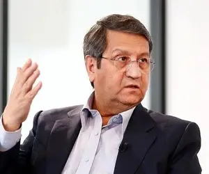 استیضاح وزیر اقتصاد سیاسی است