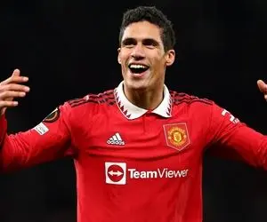 مدافع منچستریونایتد با النصر به توافق رسید