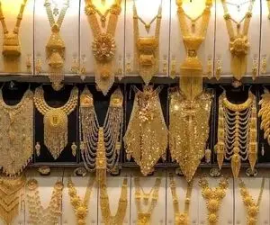 قیمت طلا امروز شنبه 1 آذر 1404؛ طلا در دوراهی، منتظر جرقه صعود باشیم یا ریزش؟