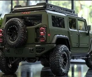 ماشین لوکس؛ جدیدترین جیپ با چرخ آجدار و موتور توربو از آهن و مس ساخته شده