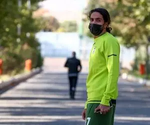 روزبه آمد، شماره پیراهن مدافع استقلال عوض شد؟