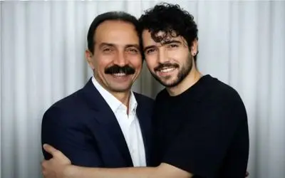 آواز احساسی/آواز شروین برای فوت پدرش قلب سنگو آب میکنه/آوازی پر از دلتنگی