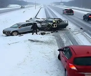 معماری طبیعت؛ مامور پلیس بیمه حضرت اباالفضله ماشین شوتش کرد هوا بعدش جالبه