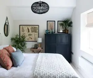 چیدمان آسان؛ اتاق خوابت کوچیکه میز تحریر جا نمیشه پس اینطوری چیدمان کن