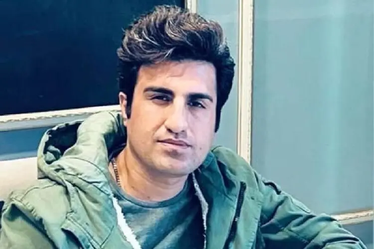 آواز محلی؛ وقتی محسن لرستانی برای اولین بار بعد از جدایی بی کس رو خوند
