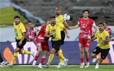 جدایی ستاره خط دفاعی پرسپولیس تقریبا قطعی شد