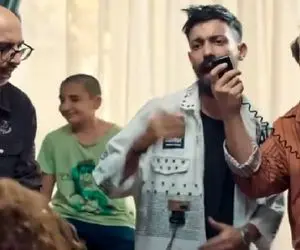 سکانس خندان؛ پسره تو مهمونی پشت هم کلماتو رپ میکنه صلوات ملت تهش فقط