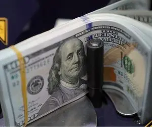 قیمت دلار در پانزدهمین روز اسفند تاریخی شد