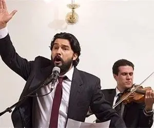 آواز پر هیجان؛ حامد بهداد با شور و حرارت میخونه جهان و کار جهان جمله هیچ است