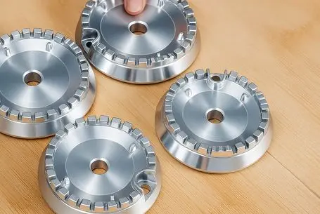 ترفند های خانه داری؛ برق انداختن اجاق گاز کثیف به روش ژاپنی ها