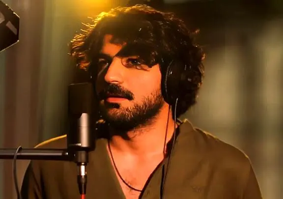 آواز احساسی/ عرفان طهماسبی با هزارو یک شب خودش مجنون شده