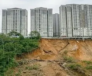 معماری طبیعت؛ یکی از ساختمون ها پاشو دراز کرد
