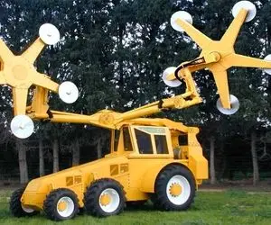 ماشین های پرشگفت؛ ببینید این هیولا چه جور درخت های بزرگ و تنومند رو از بالا پودر میکن