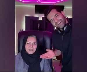 آواز احساسی؛ وقتی رضا بهرام تو کنسرتش مامانشو سورپرایز میکنه فقط عشق نگاهشون