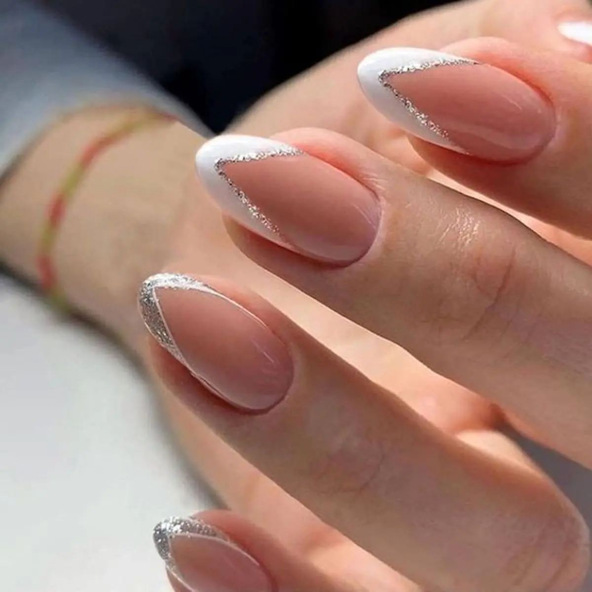 white-french-bridal-nail-model-13