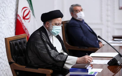 (عکس) جلسه هیات دولت رئیسی با وزرای روحانی!