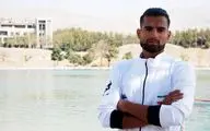 (ویدئو) رسیدیم جایی که کاپیتان تیم ملی ایران دستفروشی کند!