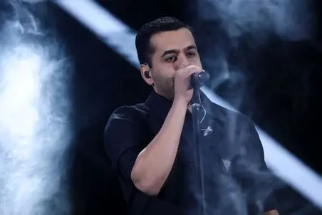 آواز احساسی؛ رضا بهرام با این اجرا اشک همه عشاق درآورد لعنت به بی کسی ...