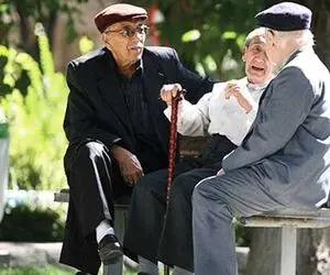 چرا معوقه فروردین بازنشستگان پرداخت نمی شود؟