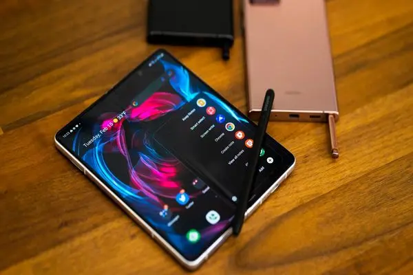 Samsung Galaxy Fold 4 camera details leaked, may arrive with best 3x zoom camera