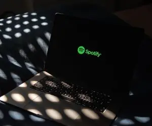 تخفیف ویژه اکانت اسپاتیفای در جعو استور